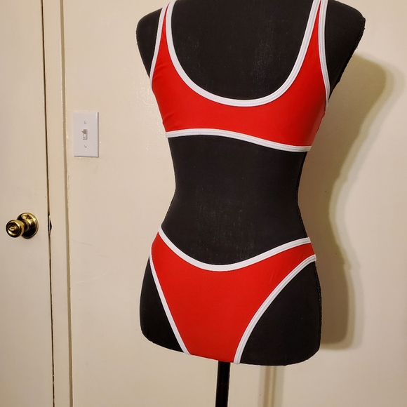 Bathing Suit - Picture 2 of 8